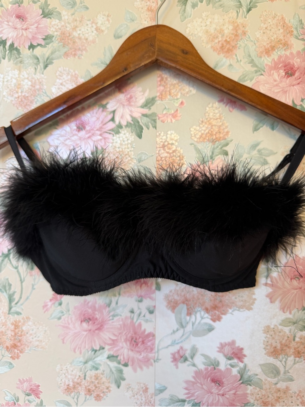 American Vintage Black Feather-Trim Bandeau Bra